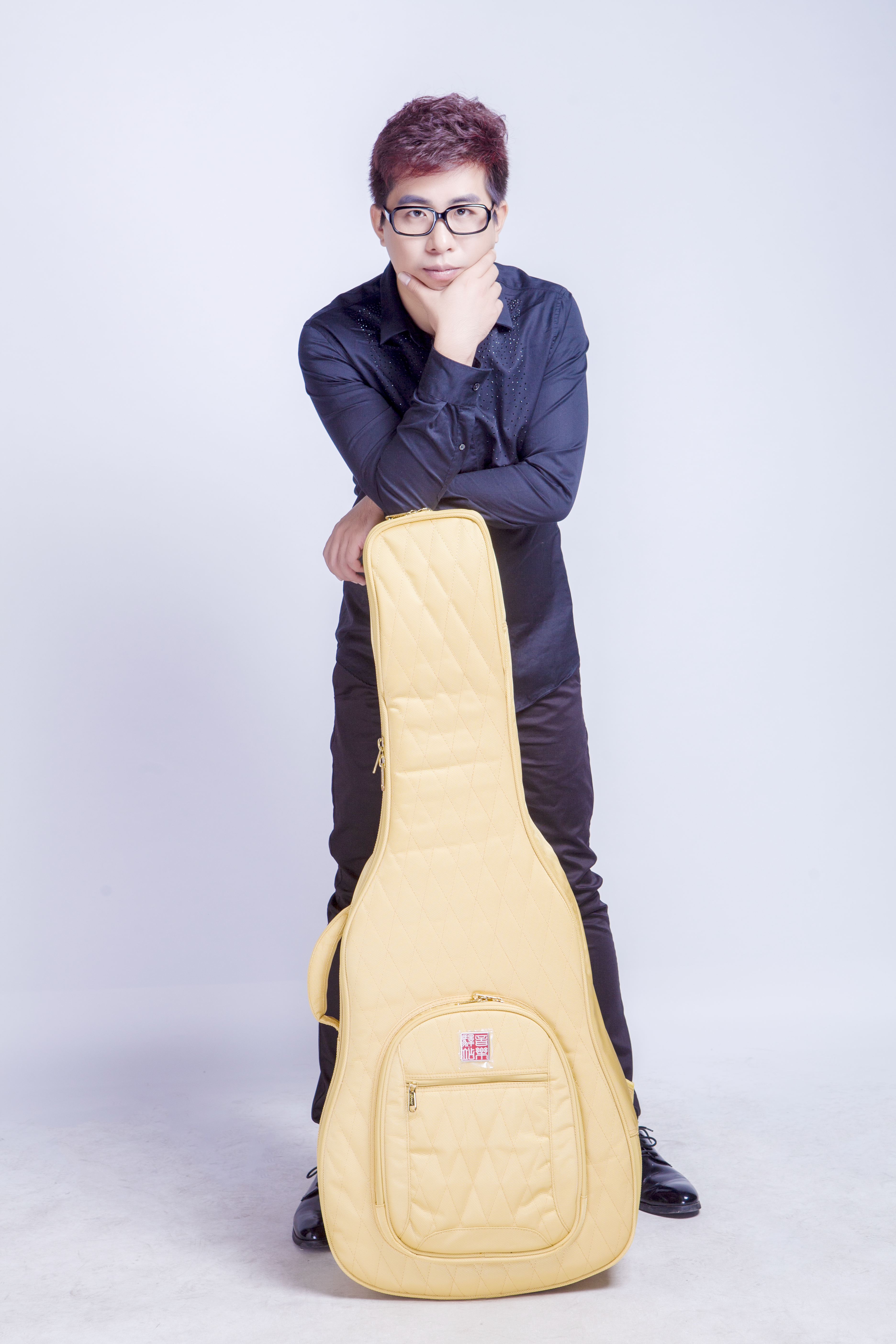 AcousticFF · 张艺斐